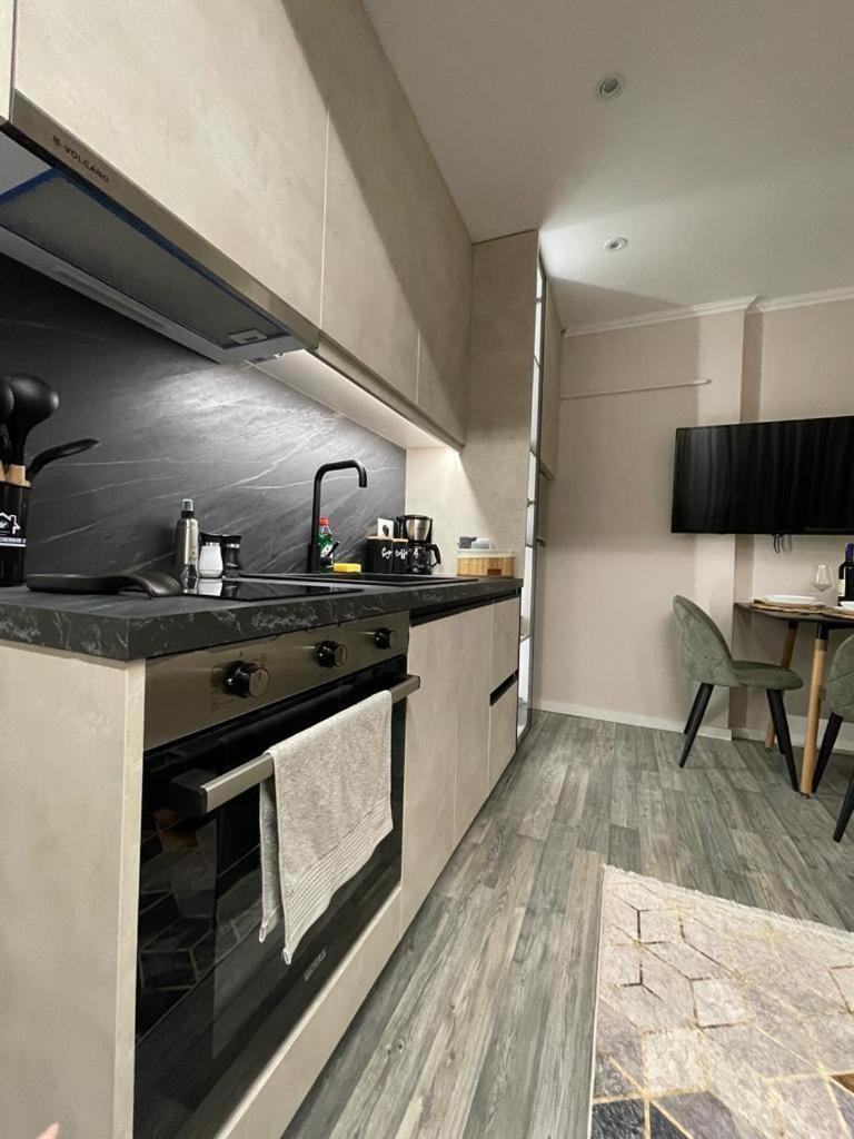Comfort Apartment Tirane Ngoại thất bức ảnh